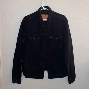 Men’s Levi’s black jean jacket